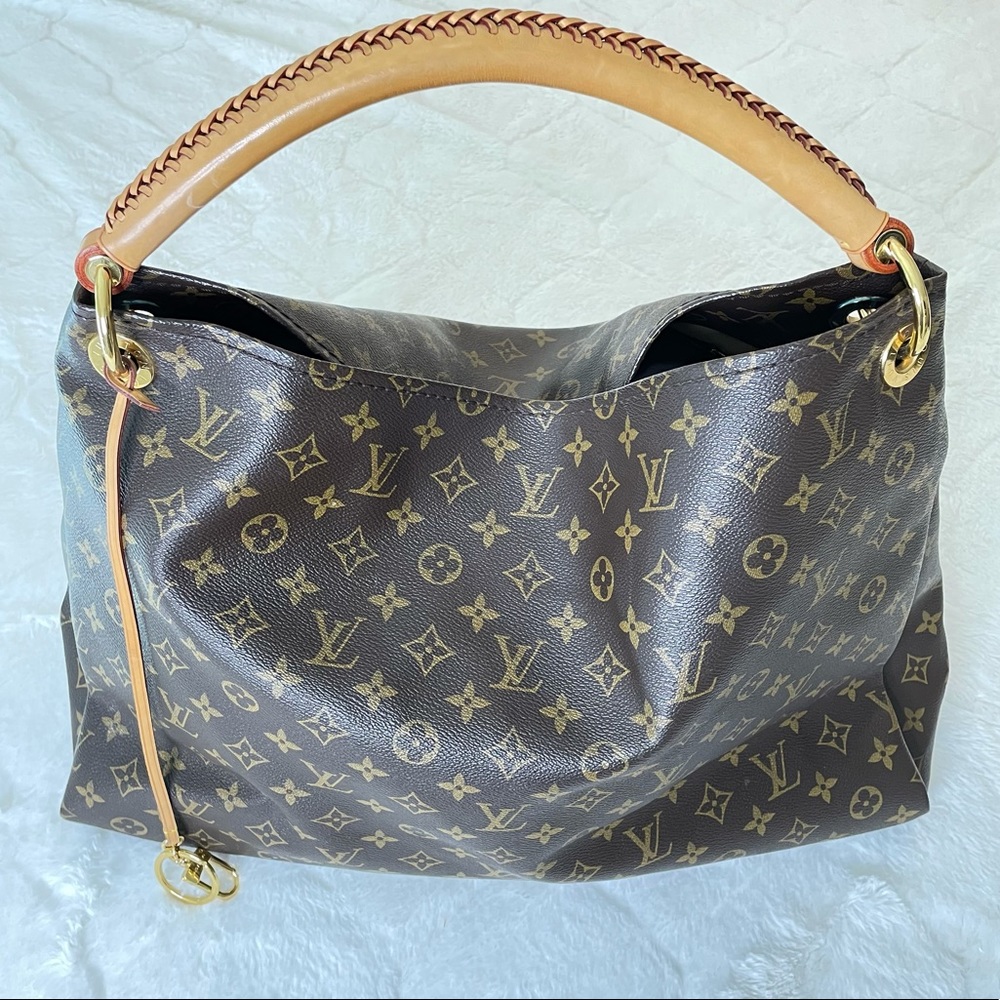 Louis Vuitton Artsy Monogram GM